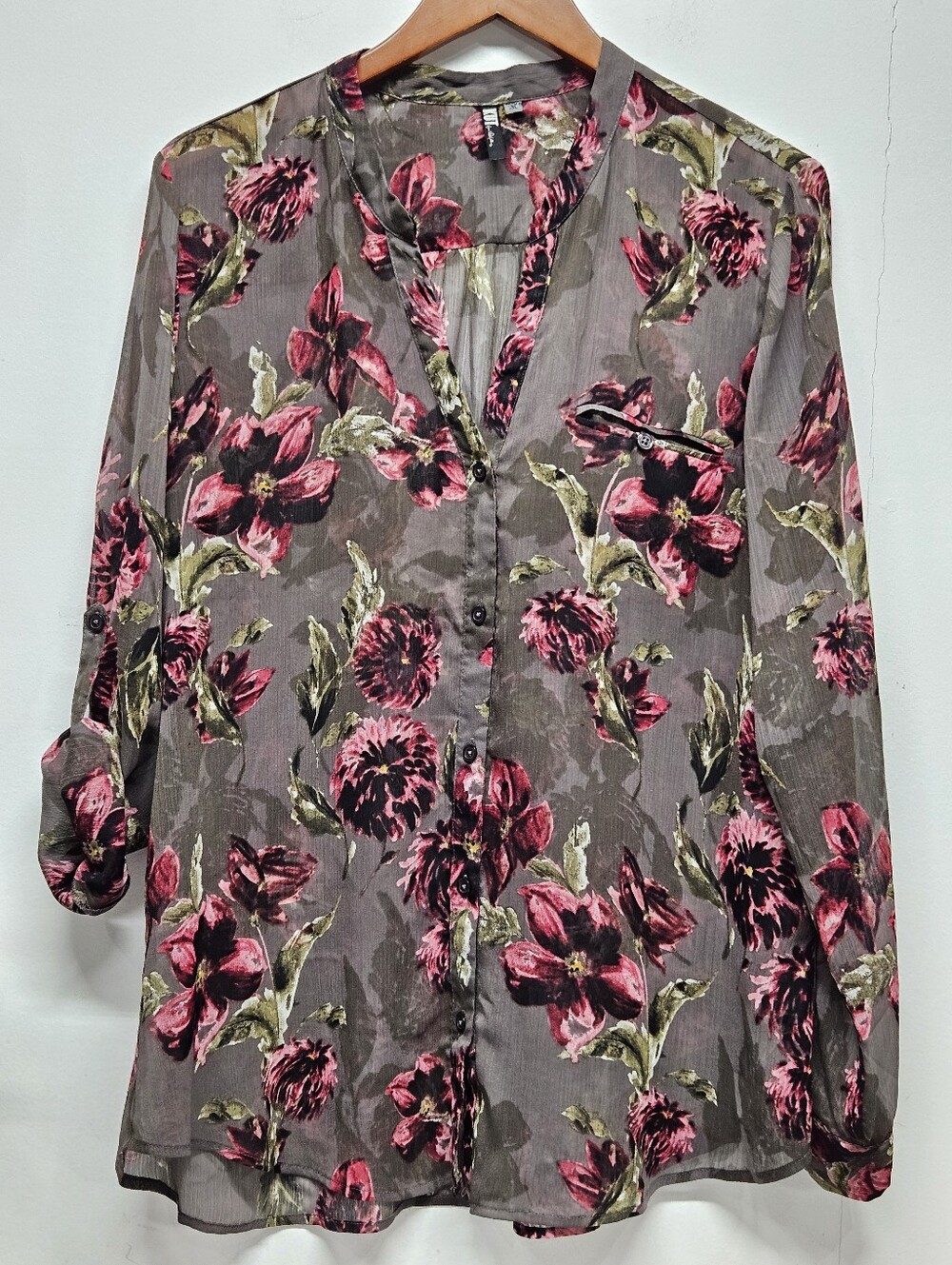 Kut From The Kloth Womens Size XXL Gray Floral Sinclaire Button Front Blouse